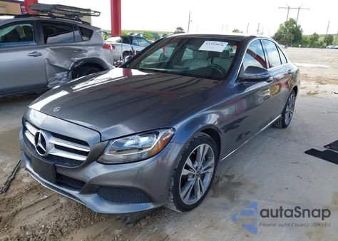 2018 Mercedes-Benz C 300 из США, поврежденный, VIN 55SWF4JB2JU243715